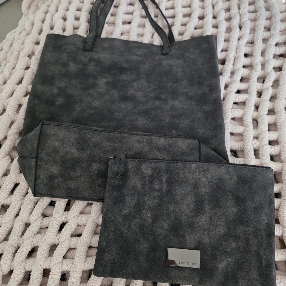 Gray Tote Bag Set by Remi & Reid